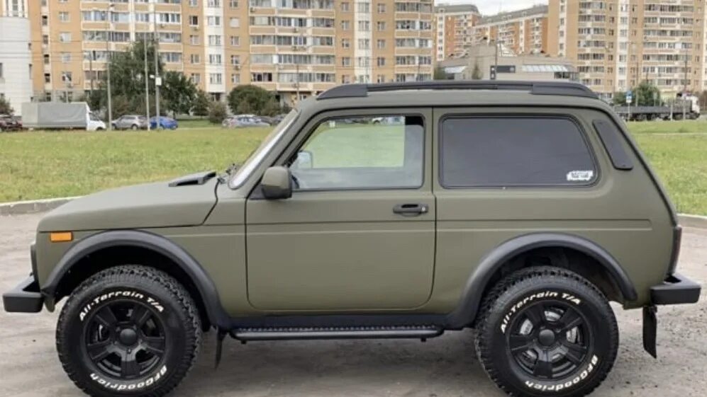 Нива в зеленом рапторе фото Lada 4x4 3D 1.7 бензиновый 2013 Зелёный RAPTOR на DRIVE2