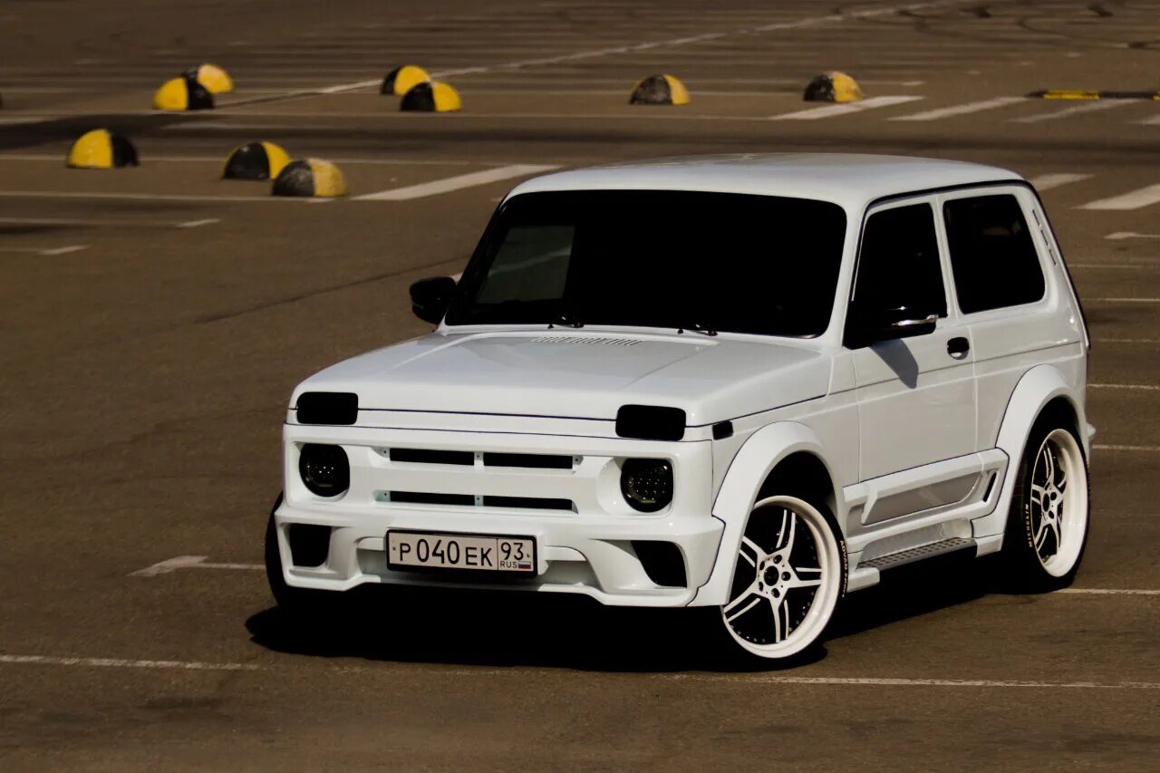 Нива варианты тюнинга SOFRONOV SVS PERFORMANCE LADA NIVA4x4 - Lada 4x4 3D, 1,7 л, 2014 года тюнинг DRI