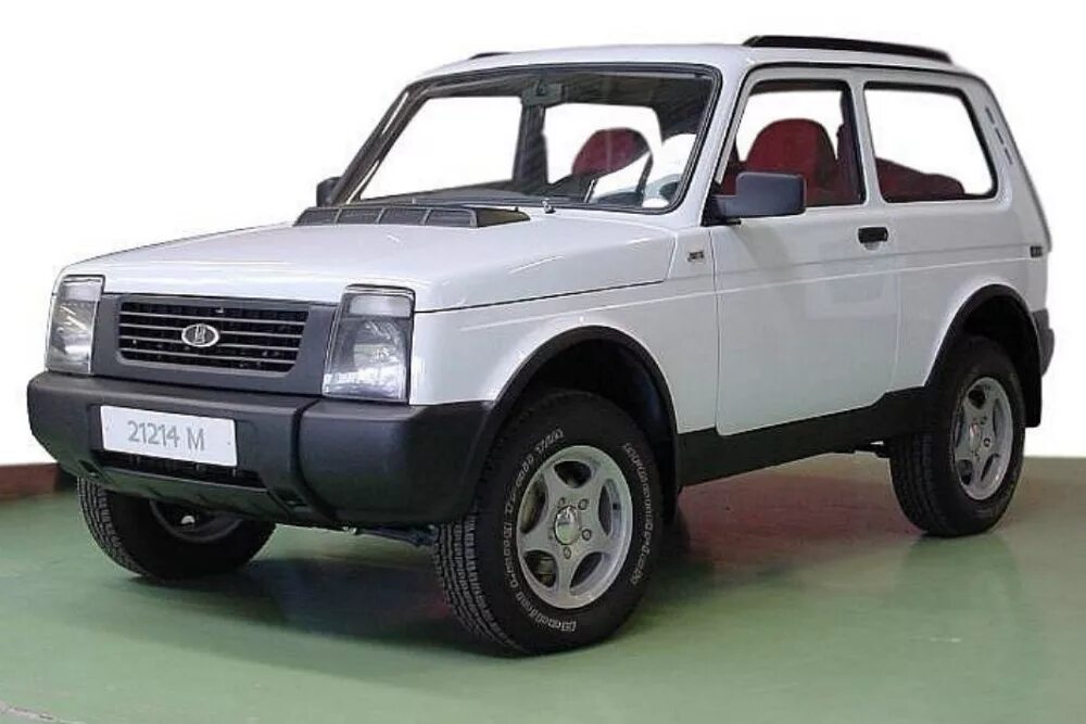 Нива ваз 21214 фото Редкие фото: какой могла бы быть Lada 4x4 сегодня - Российская газета