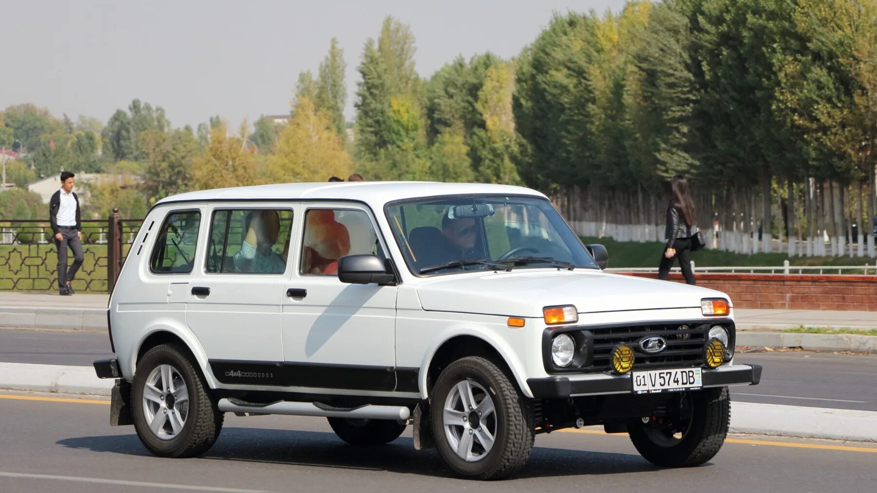 Нива ваз 2131 фото Lada 2131 1.7 бензиновый 2003 на DRIVE2
