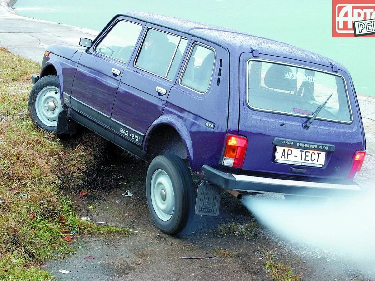 Нива ваз 2131 фото Lada 2131 (4x4) Luxe 40th Anniversary 83 л.с., бензин в лизинг для юридических л