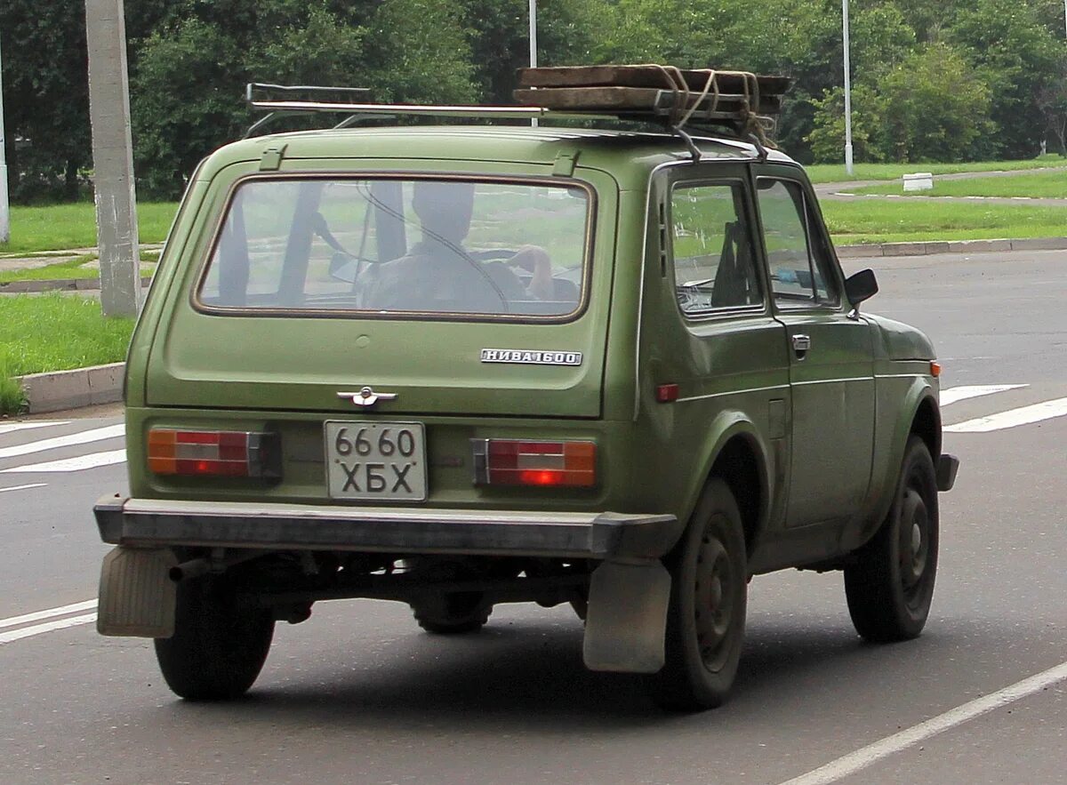 Нива вид сзади фото "6660 ХБХ" фото ВАЗ (Lada) 2121 Нива. СССР