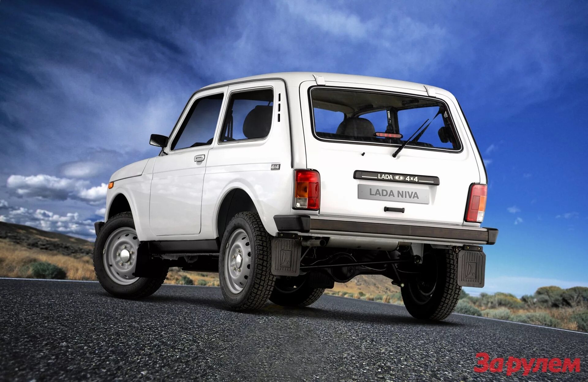 Нива вид сзади фото Кузов Lada 4х4 защитили от коррозии