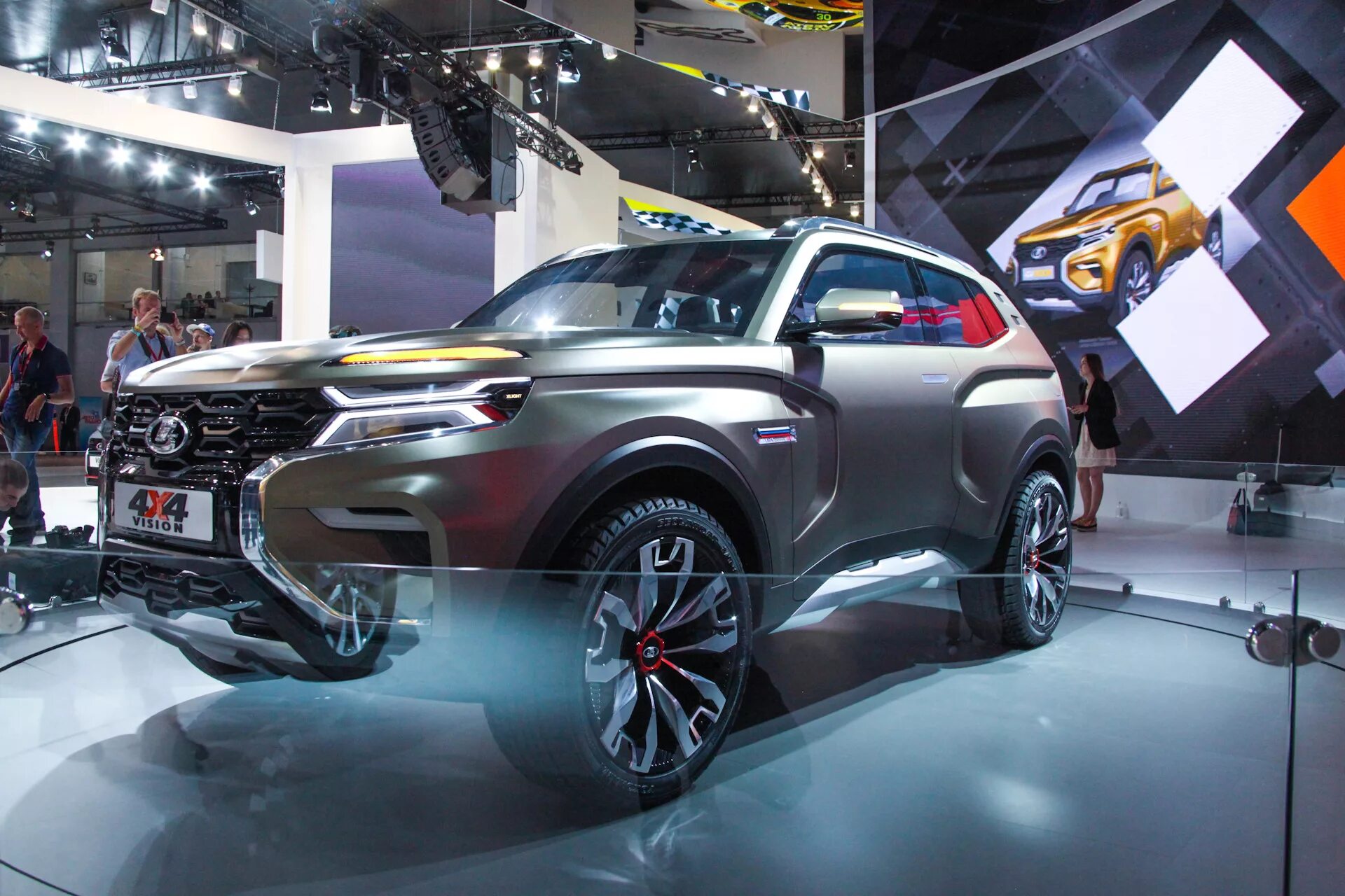 Нива визион фото Какой станет новая НИВА? Концепт-кар 4x4 Vision. Хроники Московского автосалона 