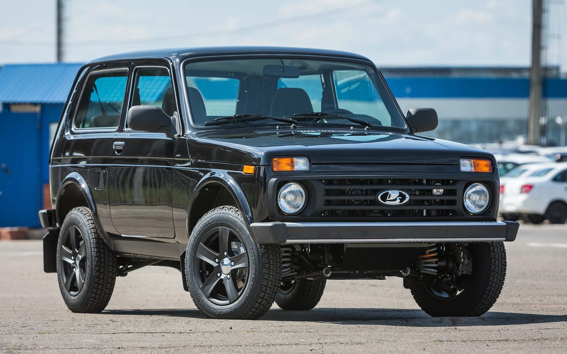 Нива волк фото АвтоВАЗ" планирует возобновить производство LADA NIVA в июле 2022 года - ТРЕК на