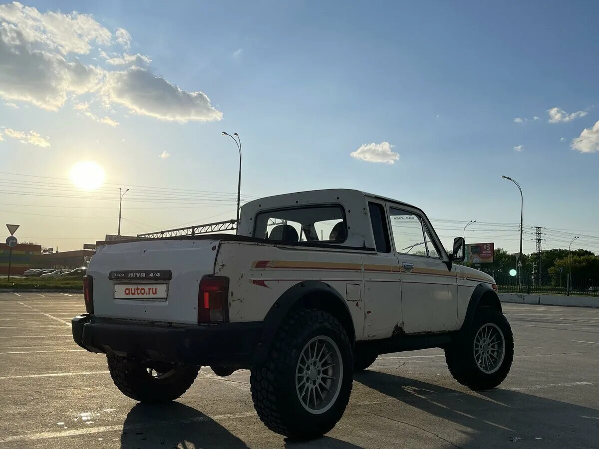 Нива волк фото Купить б/у Lada (ВАЗ) 2121 (4x4) I 1.6 MT (75 л.с.) 4WD бензин механика в Тольят
