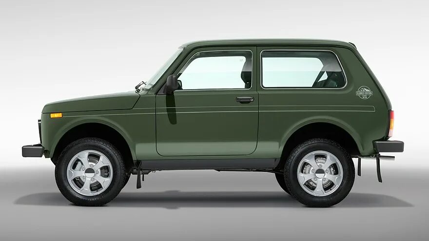 Нива все модели фото Lada 4x4 и Chevrolet Niva: чем похожи и чем отличаются? - КОЛЕСА.ру - автомобиль