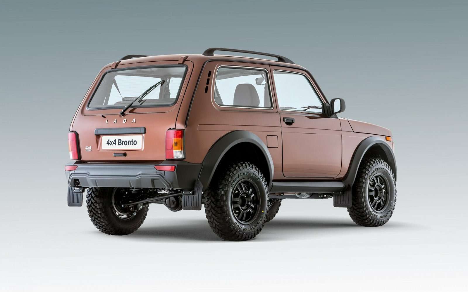 Нива все модели фото и цены Lada 4x4 получила версию для тяжелого бездорожья. Цены известны