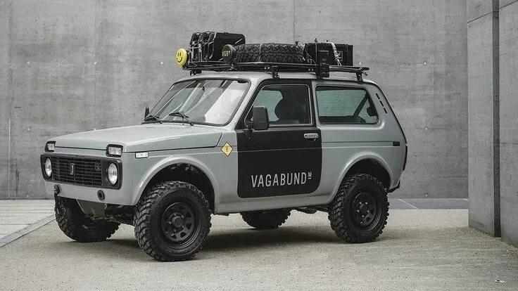 Нива yuravs фото Custom bike professional builds the "Vagabund" Lada Niva 4x4 Niva, Custom bikes,