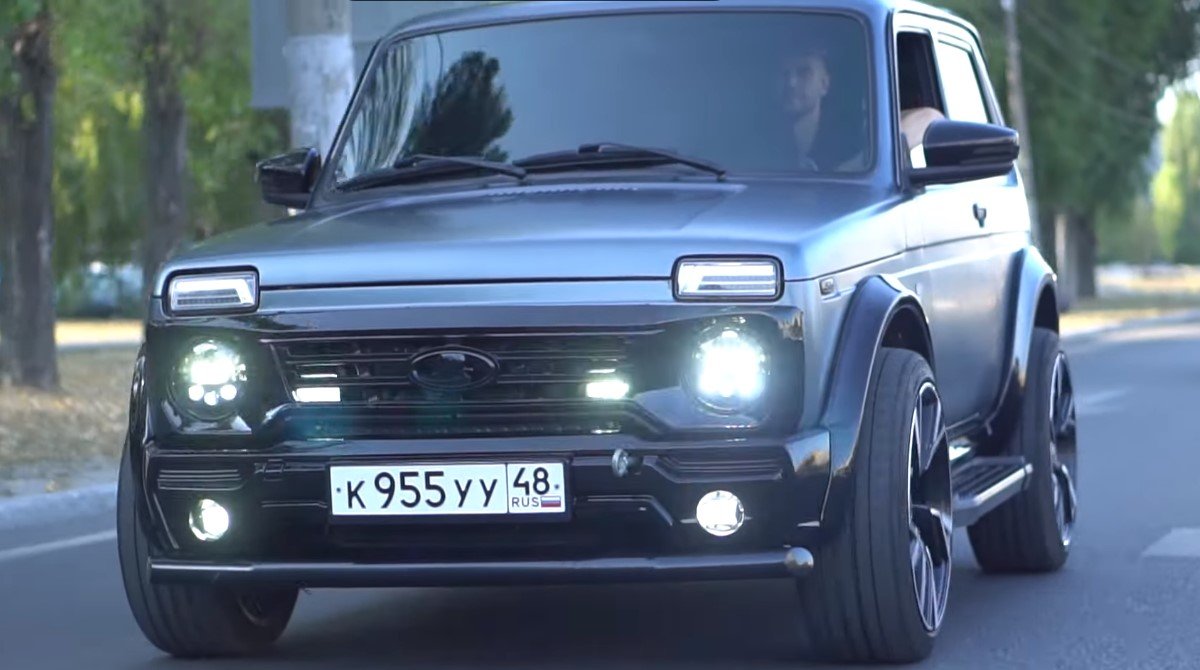 Нива заряженная фото АвтоВАЗ, проснись наконец": Блогер показал LADA 4x4, дающую фору иномаркам