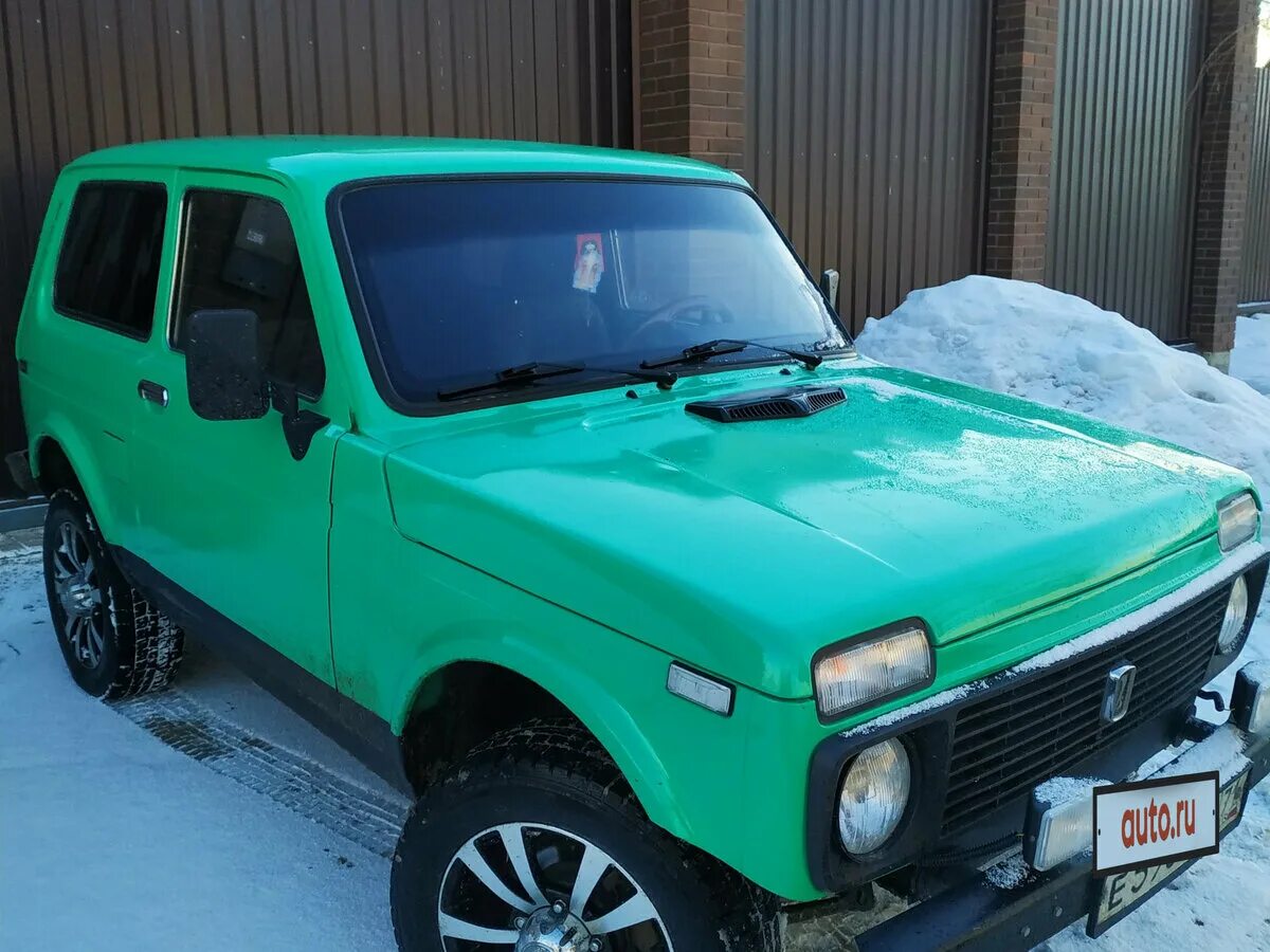 Нива зеленого цвета фото Купить б/у Lada (ВАЗ) 2121 (4x4) I Рестайлинг 1.7 MT (79 л.с.) 4WD бензин механи