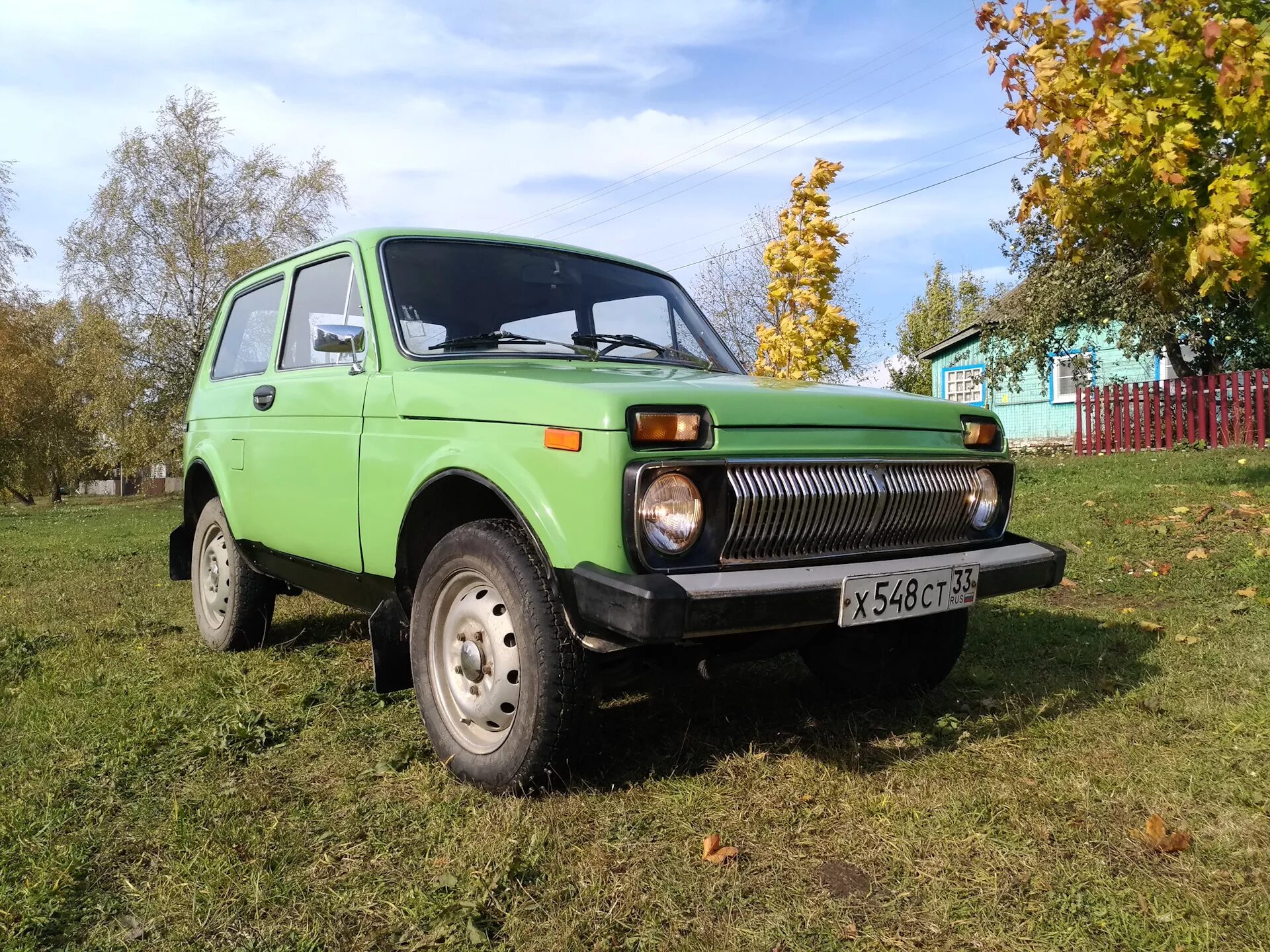 Нива зеленого цвета фото Нива покрашена - первый раз за 40 лет! - Lada 4x4 3D, 1,6 л, 1979 года кузовной 
