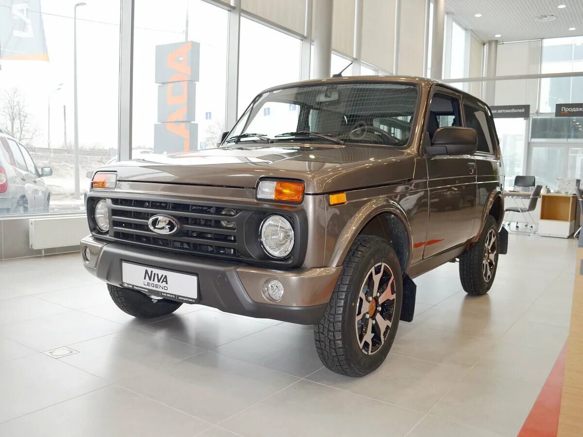 Ниву легенду видео фото цена Купить новый Lada (ВАЗ) Niva Legend 2021-2024 1.7 MT (83 л.с.) 4WD бензин механи