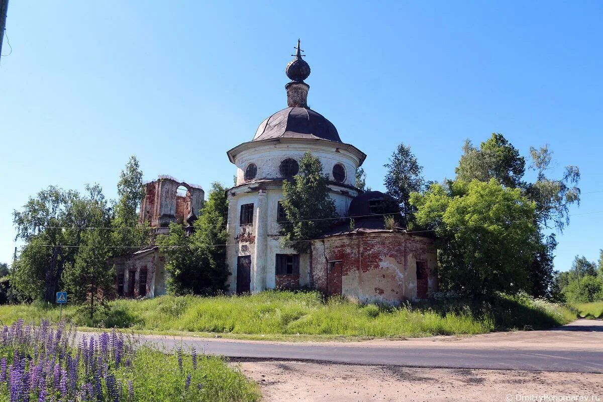 Нижегородская сокольский район фото Троицкая церковь в селе Каргино - DmitryPonomarev
