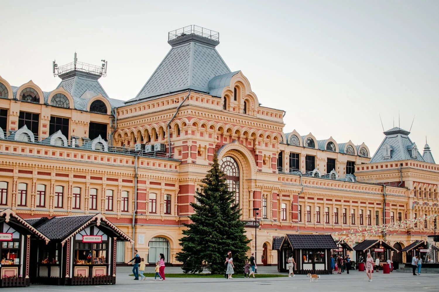 Нижегородская ярмарка фото Летний кинотеатр заработает на Нижегородской ярмарке 5 августа Регионы Селдон Но