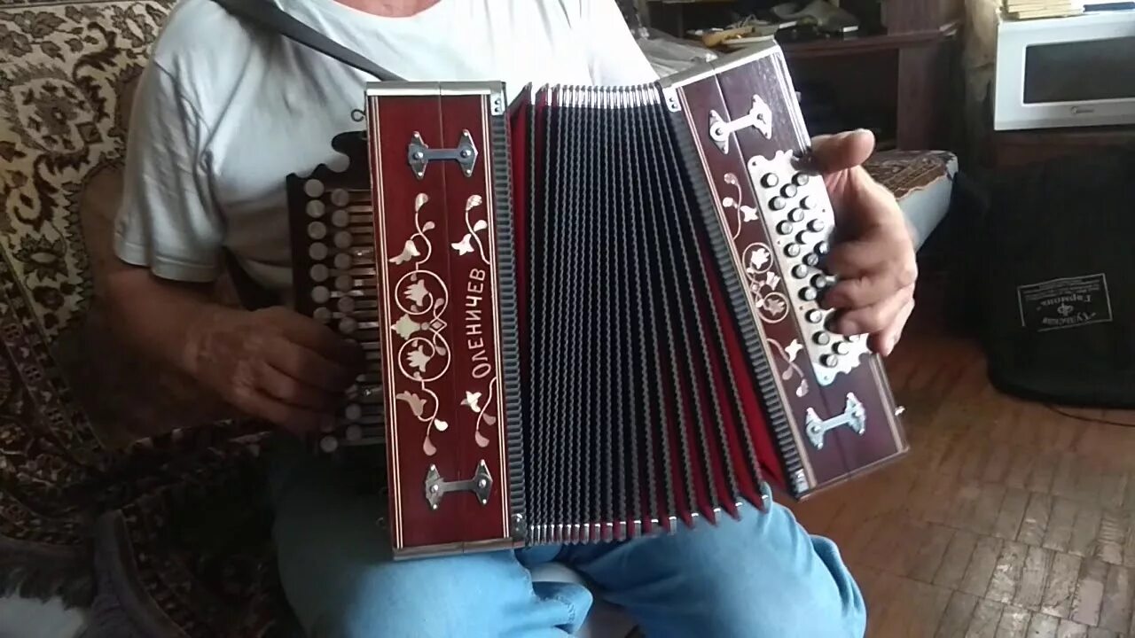 Нижегородские гармони фото Гармонь мастера Оленичева. Новая - YouTube