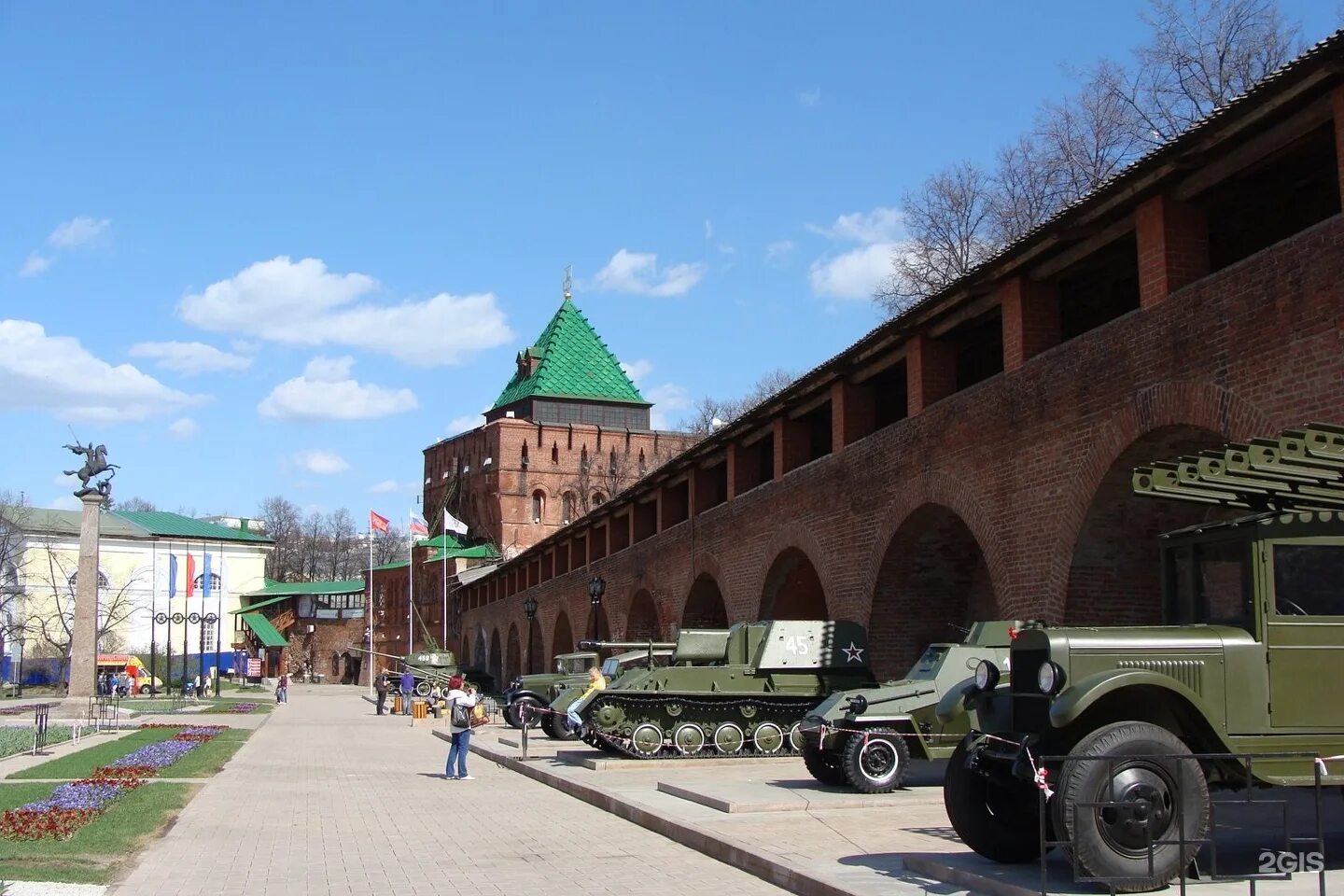 Нижегородский кремль 6а кремль фото Дмитриевская башня - Фото