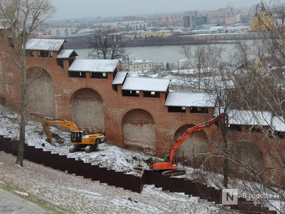Нижегородский кремль фуникулер фото Противооползневые работы проводятся на склонах Нижегородского кремля