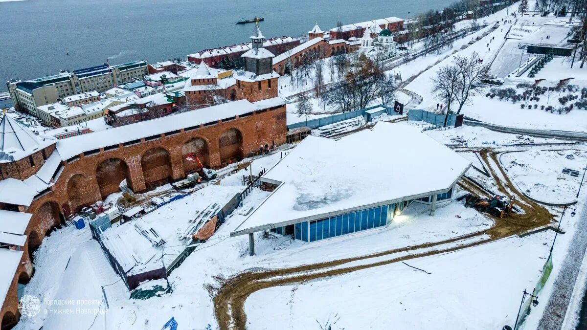 Нижегородский кремль фуникулер фото Строительство фуникулера в Нижегородском кремле показали с квадрокоптера
