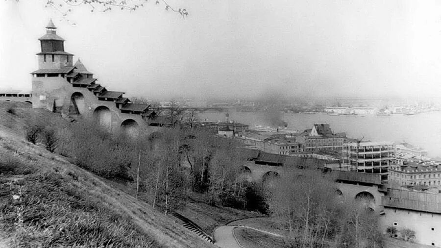 Нижегородский кремль старые фото PRO-NN: Нижний Новгород. Кремль. Часовая башня - исторические фотографии нижнего