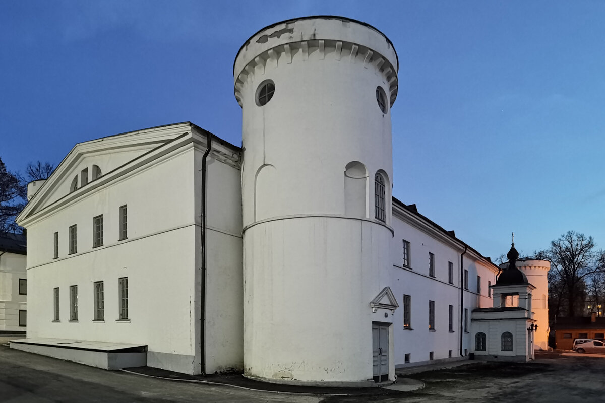 Нижегородский острог площадь свободы 2а фото Нижегородский острог - историческая тюрьма-замок, в которой сидел Максим Горький