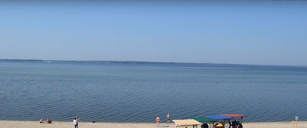 Нижегородское море фото Чтобы попасть на Горе-море отдыхающим нужно пройти полосу препятствий