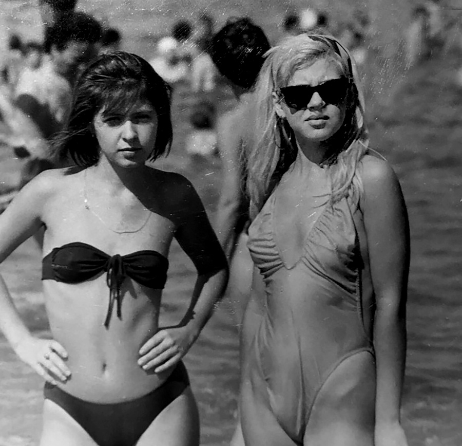 Нижнее белье 90 годов фото 18 неожиданных фотографий девушек 90-х годов в России Мгновения жизни Дзен