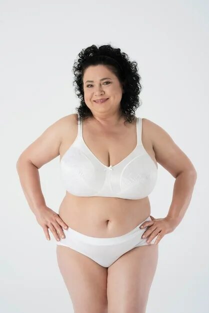 Нижнее белье пожилые фото Page 3 Curvy Body Women Images - Free Download on Freepik