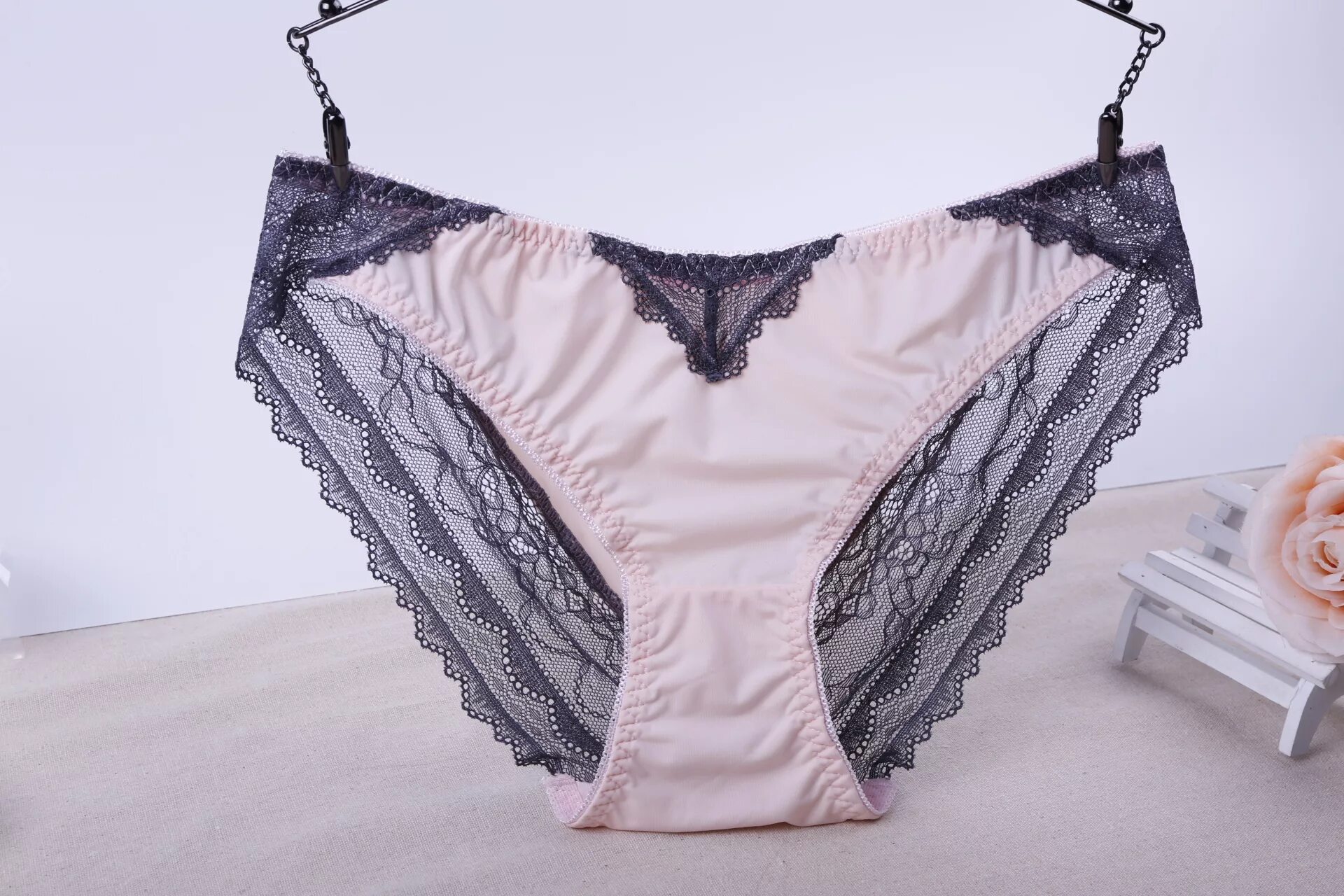 Нижнее белье взрослые фото Guangzhou Peiguan Garment Co.,Ltd/companies