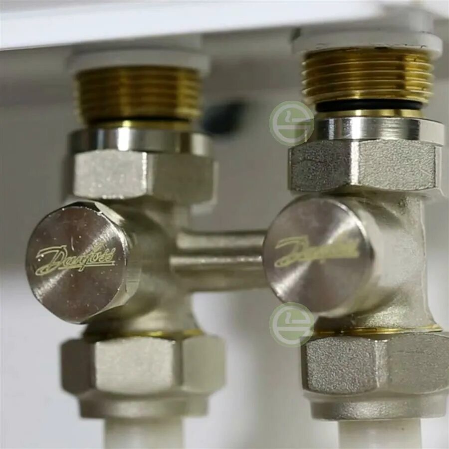 Нижнее подключение данфосс Комплект обвязки радиаторов Danfoss RAE-K, RLV-KS 1/2"НР угловой - купить краны 