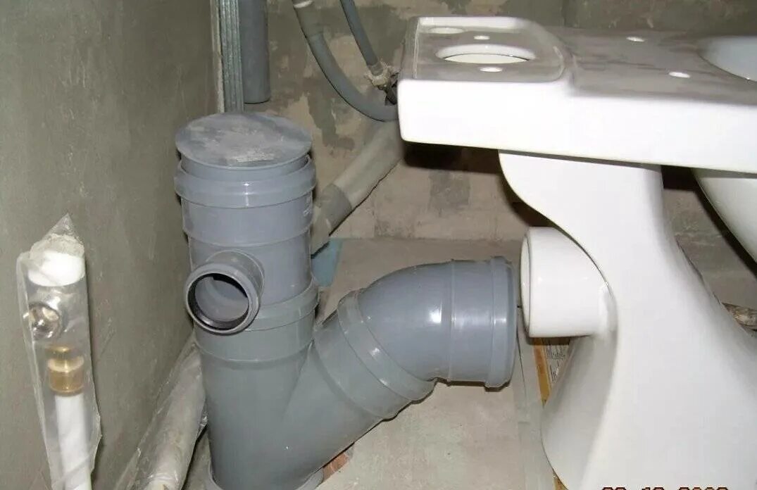 Нижнее подключение унитаза к водопроводу Установка канализации фото - DelaDom.ru