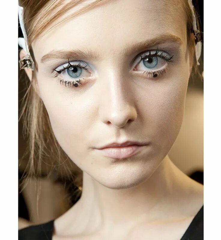 Нижнее веко фото Les Eyes Dots, la tendance beauté ultra simple à adopter ! Tendances beauté, Maq