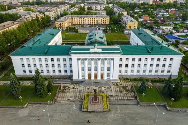 Нижнетагильский строительный колледж просп мира 58 фото Машиностроительный техникум на Вагонке.. Наталья Бочкарева ВКонтакте