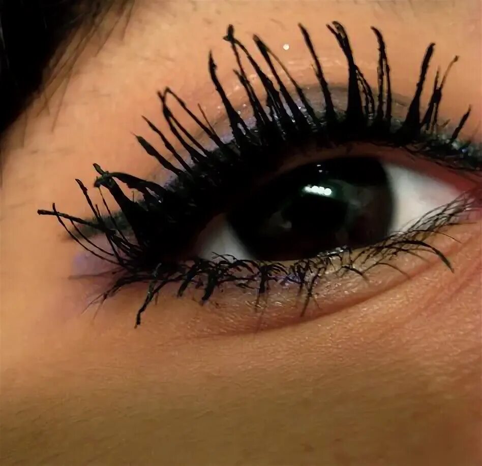Нижние ресницы фото 10 популярных идей на тему "running mascara aesthetic" для вдохновения