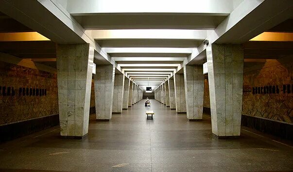 Нижний фото метро Dvigatel Revolyutsii metro station in - Yandex Maps