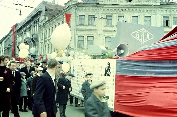 Нижний новгород 1 мая фото Как отмечали 1 мая в Горьком? История возникновения праздника. CITYNIZHNY Дзен