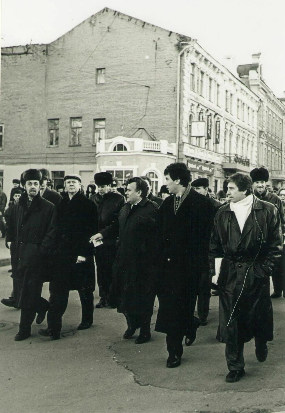 Нижний новгород 90 е фото Эксклюзивное интервью "НС". Иван Карнилин: "Войны не будет. Ни на одном фронте" 