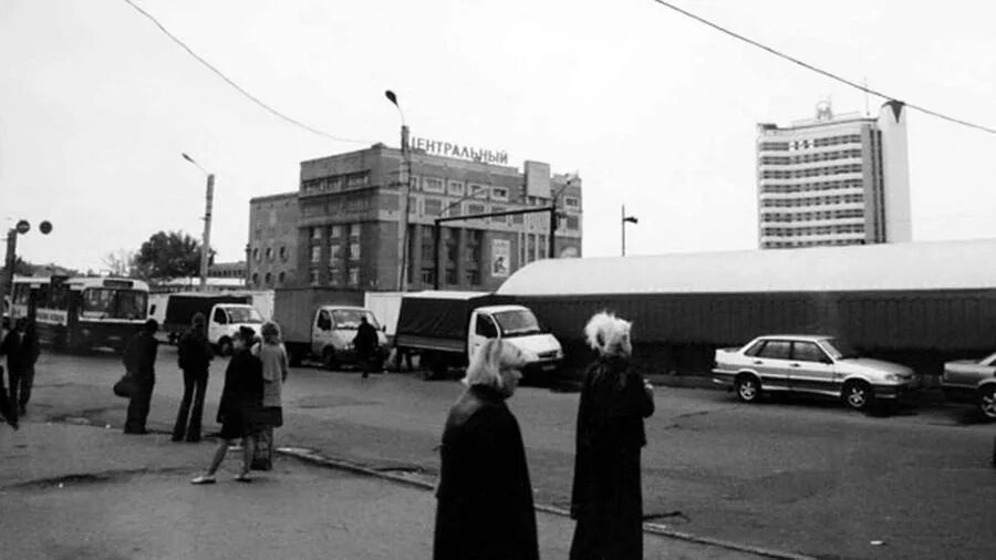 Нижний новгород 90 е фото PRO-NN: Нижний Новгород. Площадь Революции - исторические фотографии нижнего
