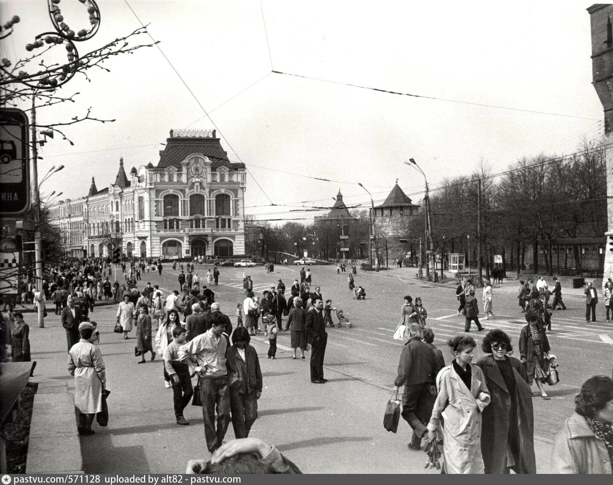 Нижний новгород 90 года фото Площадь Минина и Пожарского - Retro photos