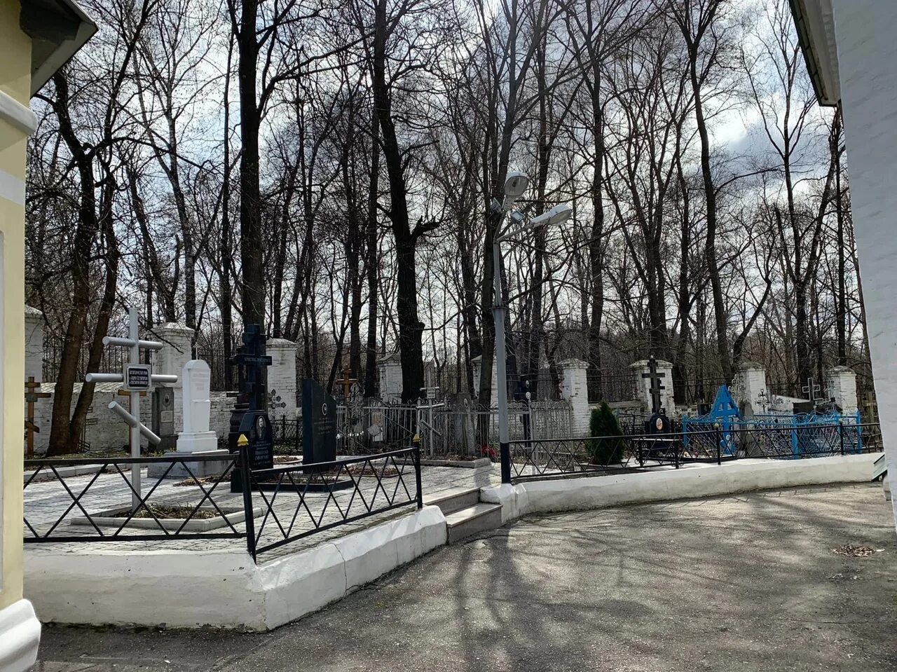 Нижний новгород кладбища фото На нижегородских кладбищах установят туалеты за 4,9 млн рублей - Говорит Нижний 