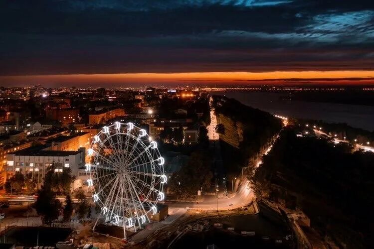 Нижний новгород колесо обозрения фото Panorama: Колесо обозрения Колесо НиНо, amusement ride, Нижний Новгород, Сенная 