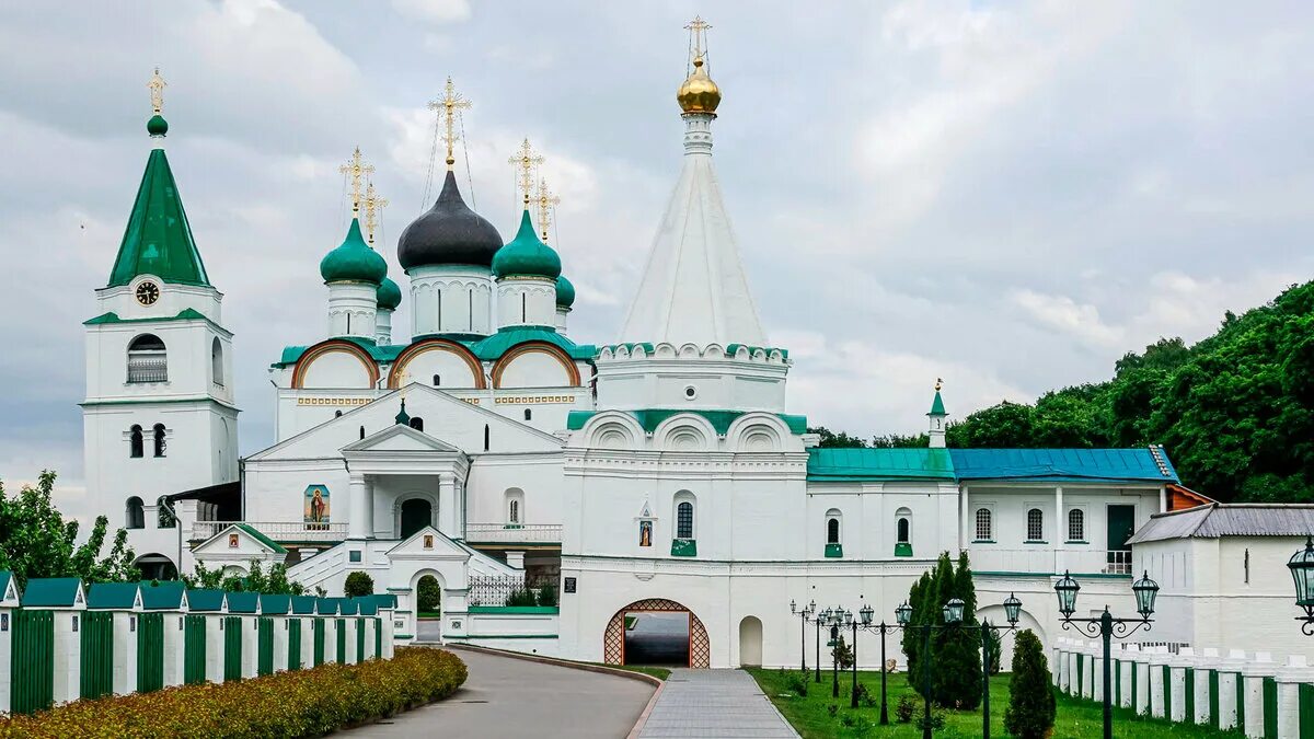 Нижний новгород монастырь фото Монастырь в самом сердце Нижнего Новгорода Новый городовой Дзен