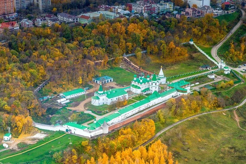 Нижний новгород монастырь фото Печерский Вознесенский монастырь в Нижнем Новогороде