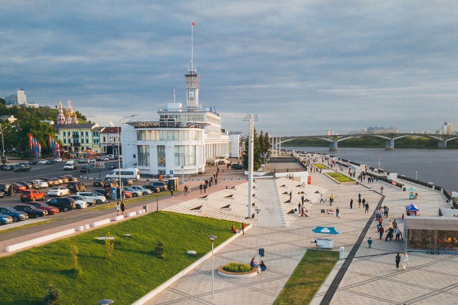 Нижний новгород набережная фото Нижне-Волжская набережная