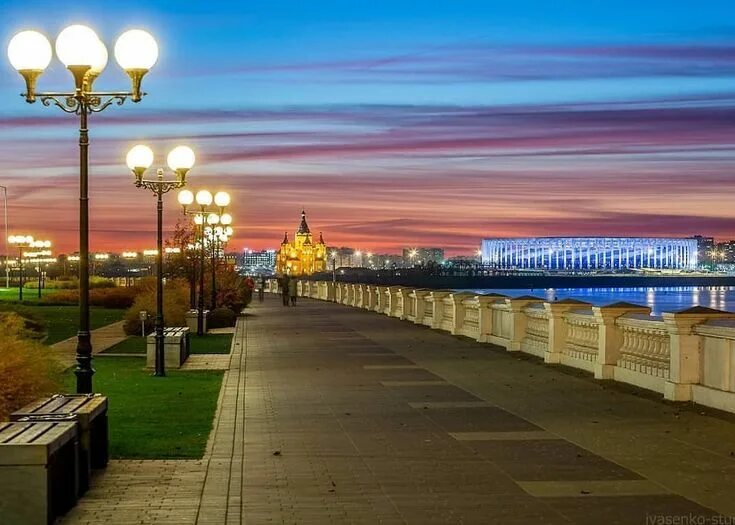 Нижний новгород набережная фото Пин от пользователя Lassy на доске Nizhny Novgorod в 2022 г Летние обои, Город, 