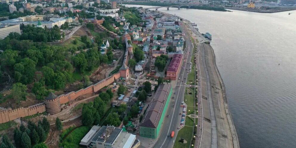 Нижний новгород набережная фото Нижний Новгород попал в ТОП-5 городов России с самыми дорогими однушками: Новост