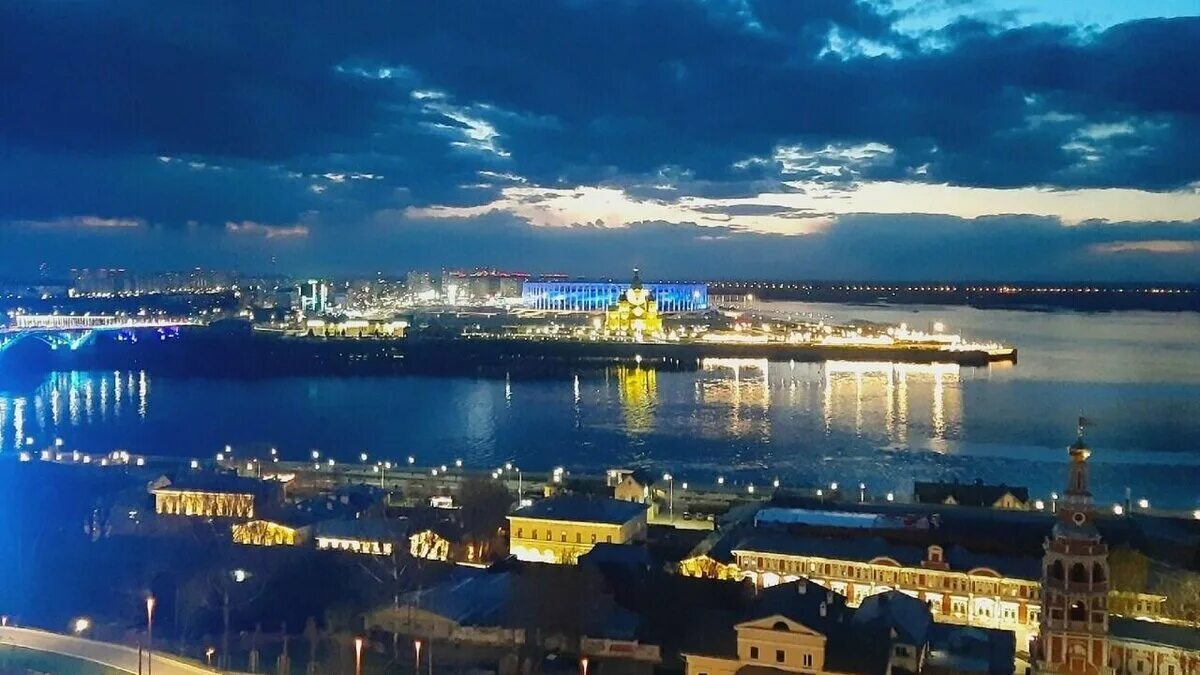 Нижний новгород стрелок фото Старинный отель на Стрелке продают за 360 млн рублей newsnn.ru Дзен