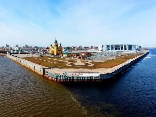 Нижний новгород стрелок фото This is what the merger of Oka and Volga in Nizhny Novgorod looks like. Spectacl