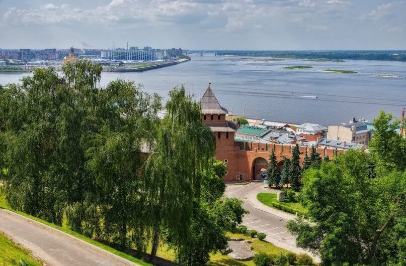 Нижний новгород в воде фото В Нижний Новгород Нижний Новгород: туры и экскурсии http://www.rusgoldring.ru/al