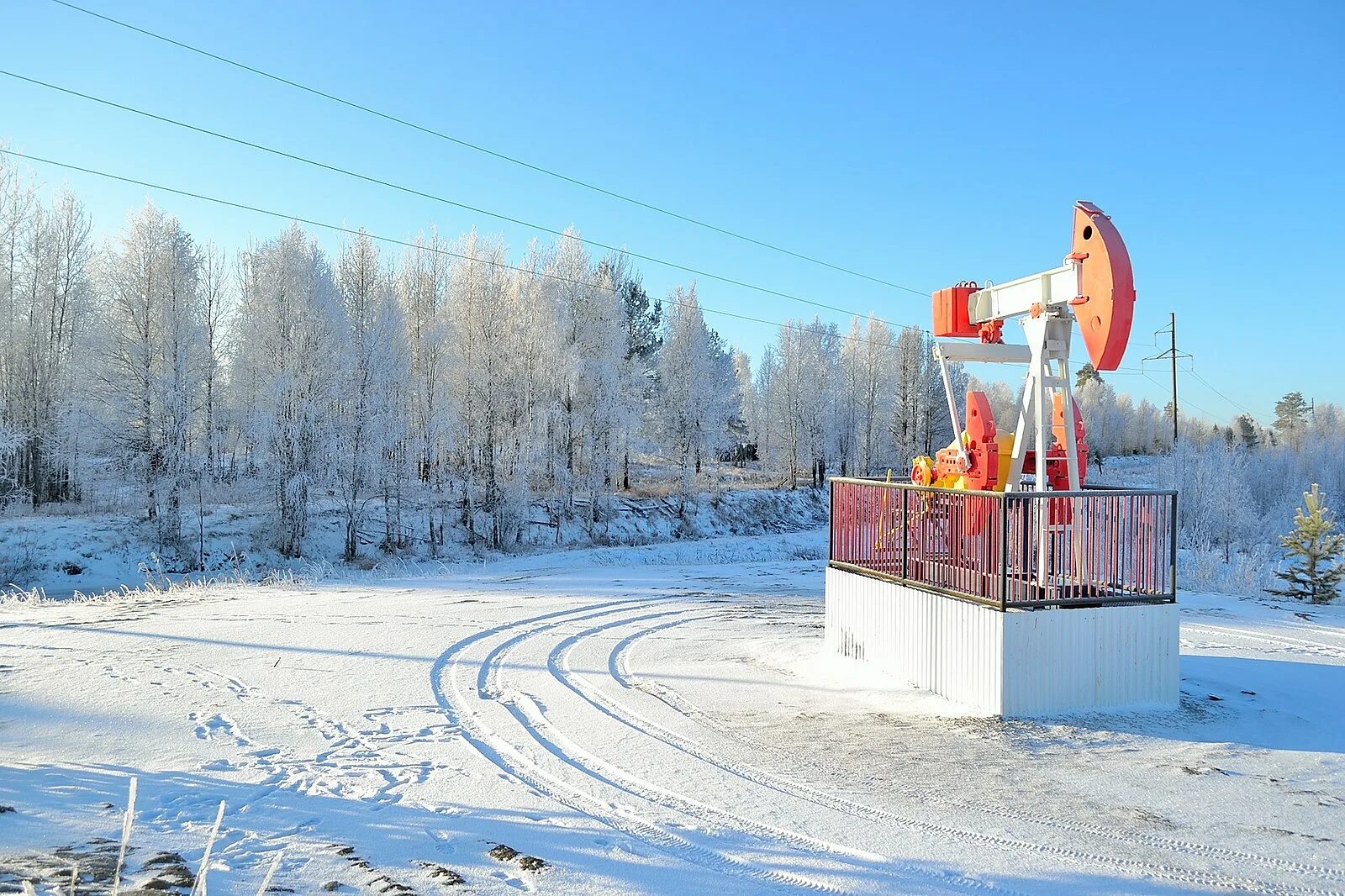 Нижний одес республика коми фото Файл:Nizhniy Odes, Komi Republits, Russia, 169523 - panoramio.jpg - Википедия